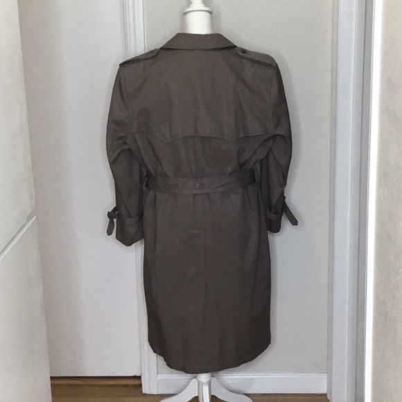 London Fog trench coat - Picture 3 of 12